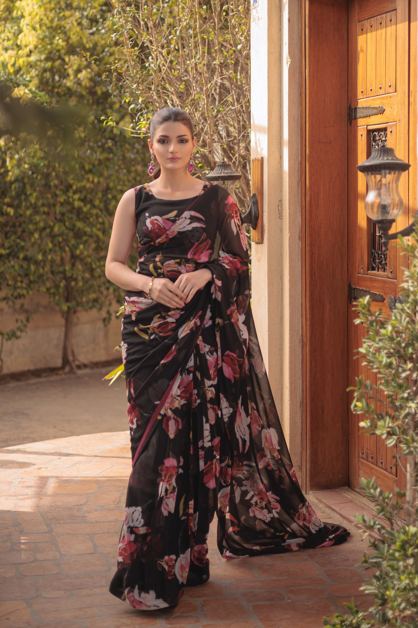 Flora Noir Saree